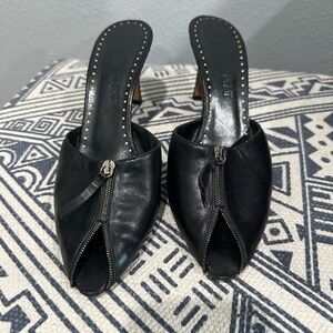Vtg Yves Saint Laurent Pump, 39.5 (~US8.5)